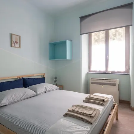 Appartamento 193gramsci Comfort 2 2 Guests Center Location Near Ferries And Portovenere Bus Flexible Space With Adjacent Unit *