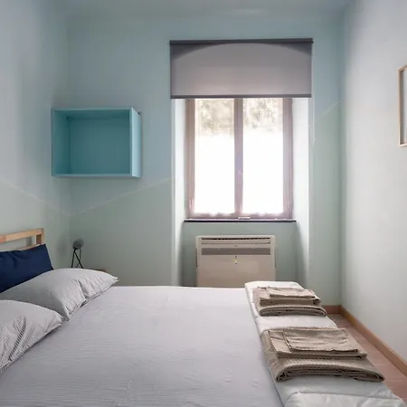 Appartamento 193gramsci Comfort 2 2 Guests Center Location Near Ferries And Portovenere Bus Flexible Space With Adjacent Unit *